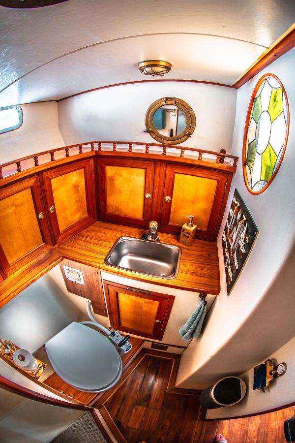 Hotel Zeilschip Lucia à Flessingue Extérieur photo